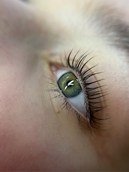SHE beauty studio