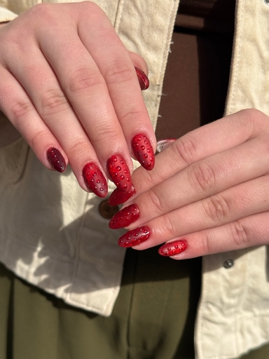 Avenii_nails
