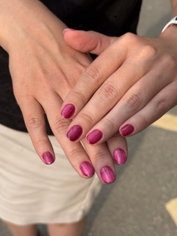 Avenii_nails