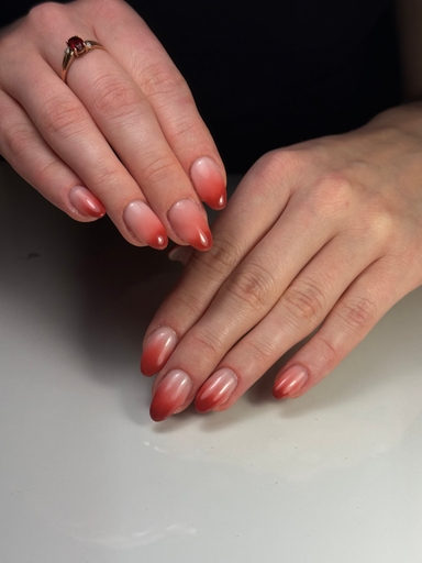 Avenii_nails