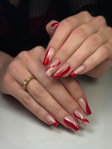 Avenii_nails