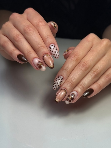 Avenii_nails
