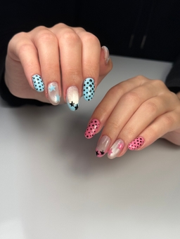 Avenii_nails