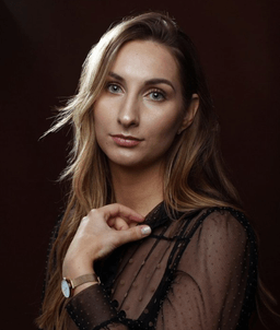 Kath Kol MAKE-UP