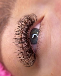 Iconic_Lashmaster