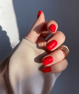 nail_riga