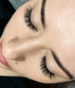 Morre.lashes