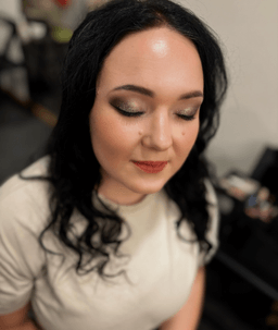 Līvas Make up