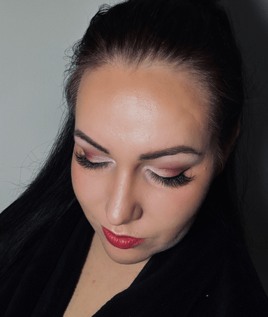 Līvas Make up