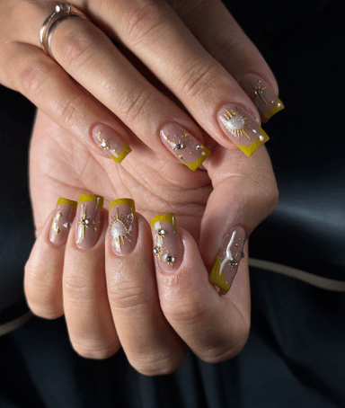 Avenii_nails