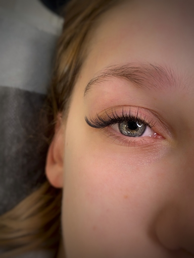 lash.by.vic