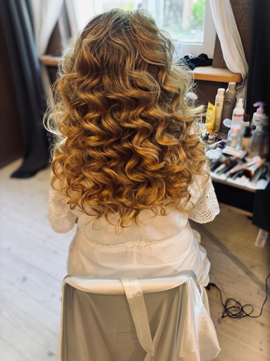 Līvas Make up
