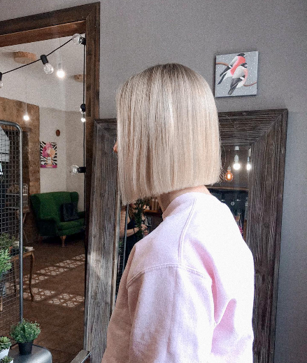 Sieviešu matu griešana, Rīga