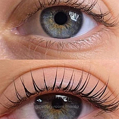 Skropstas un uzacis, Rīga