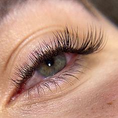 Lashes & brows, Krustkalni