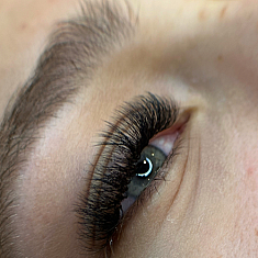 Skropstas un uzacis, Ogre