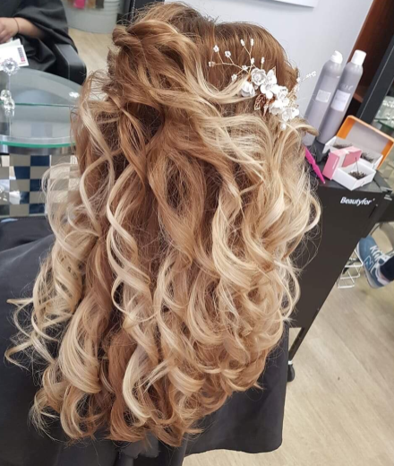 Hairdresser Rēzekne Alexandra Vasina