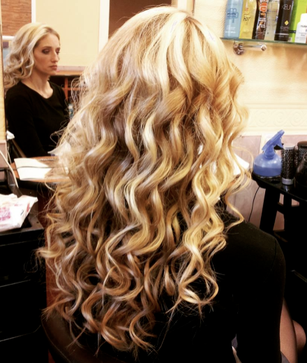 Парикмахер Rīga Salons Irena
