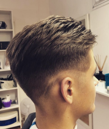 Haircut for men, Rīga