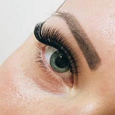 Skropstas un uzacis, Valmiera