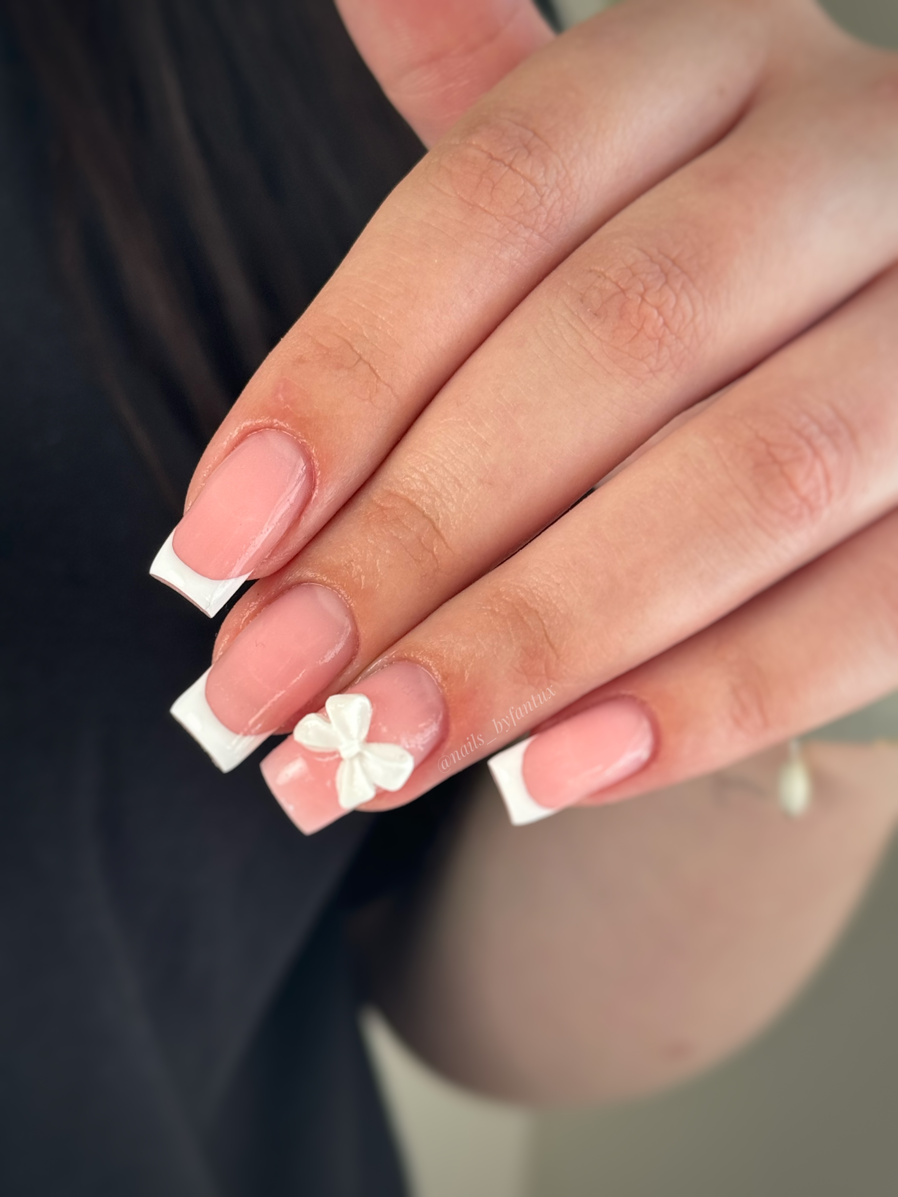 Gel nails, Rīga