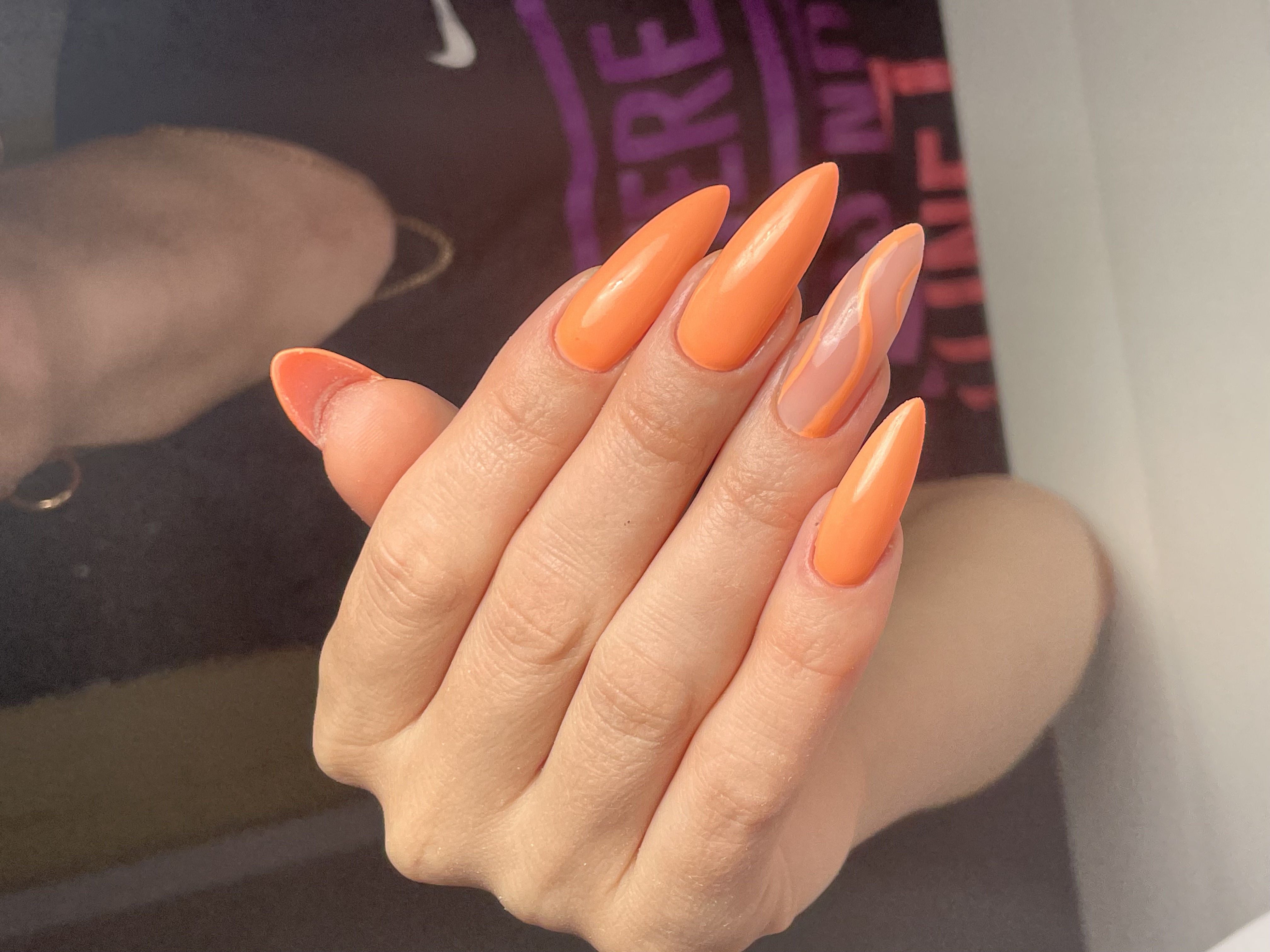 Gel nails, Rīga