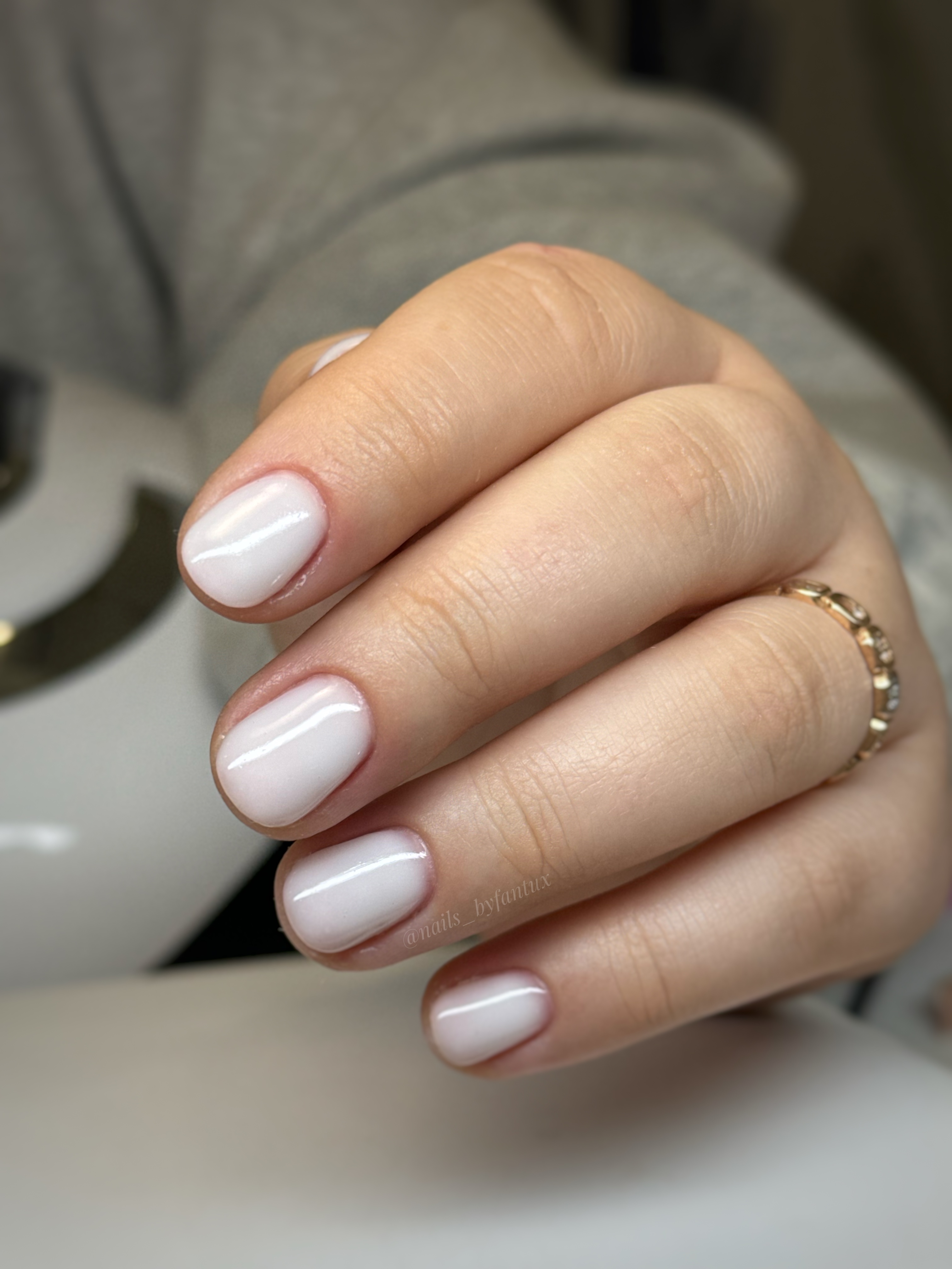 Gelish manicure, Rīga