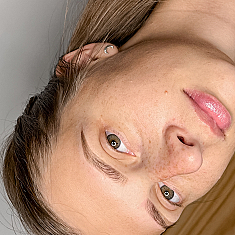 Skropstas un uzacis, Rīga