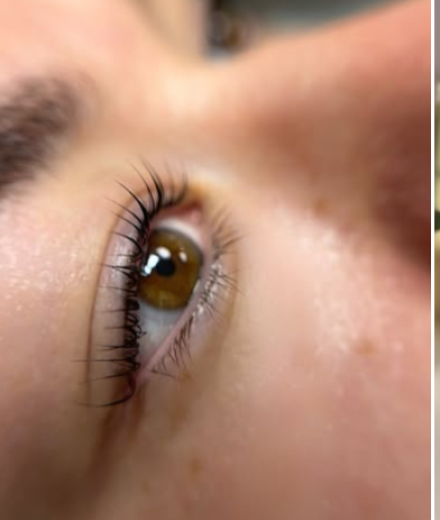 Skropstas un uzacis, Rīga Torņakalns