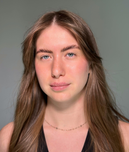 Skropstas un uzacis, Rīga Torņakalns