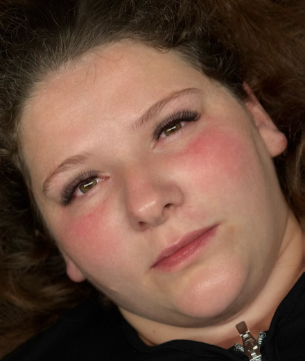 Skropstas un uzacis, Rīga