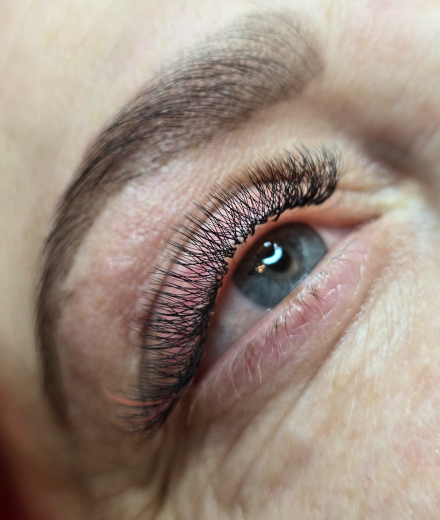 Skropstas un uzacis, Madona