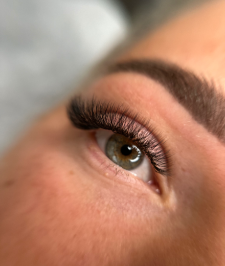 Lashes & brows, Mārupe